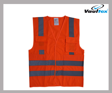 REFLECTIVE FABRIC VEST WITH 4 POCKETS REFLECTIVE FABRIC VEST WITH 4 POCKETS